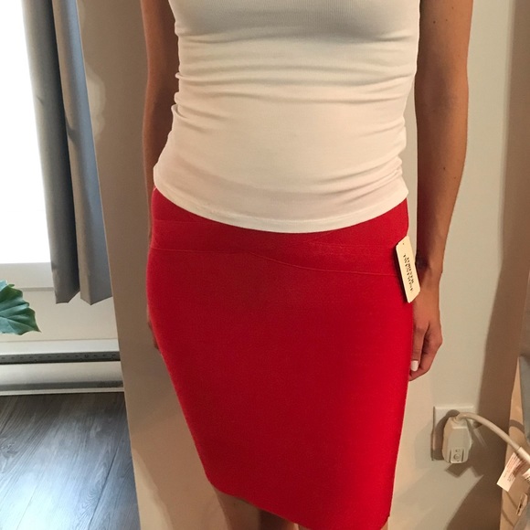 Forever 21 | skirt NWT - Picture 1 of 3